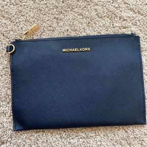 Michael Kors zip up bag